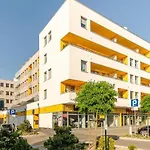 Apartament Miodowy Dom Apartment *